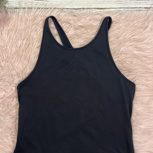 ALO Yoga SELECT Racerback TANK BLACK - Picture 4 of 7
